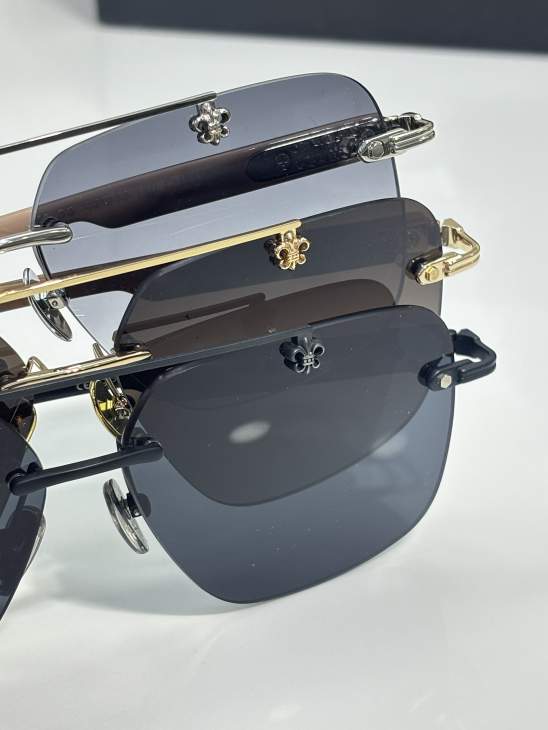 Picture of Chrome Hearts Sunglasses _SKUfw79760915fw